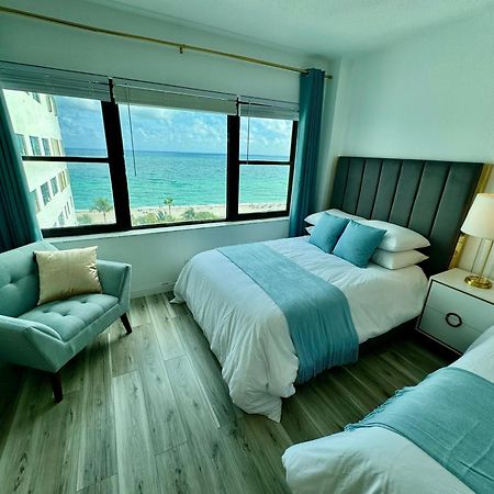 Directly On The Beach With Pool & Ocean View Маями Бийч Екстериор снимка
