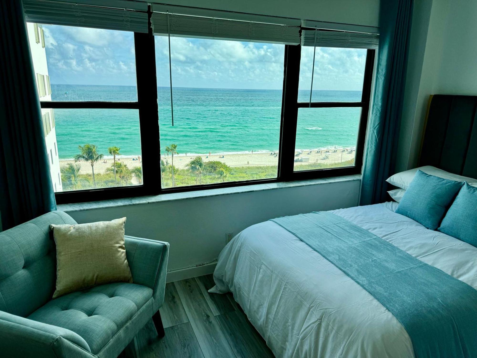 Directly On The Beach With Pool & Ocean View Маями Бийч Екстериор снимка